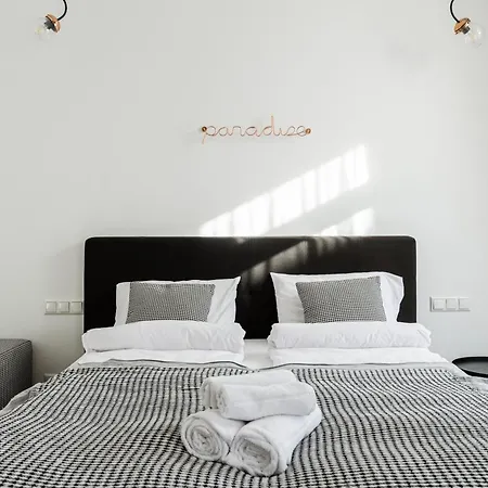 Stylish 2br In Prime Old Location, Sleeps 6 Appartement *